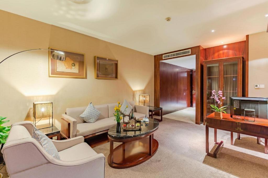 Tong Que Tai Jinling Hotel Tongling  Экстерьер фото